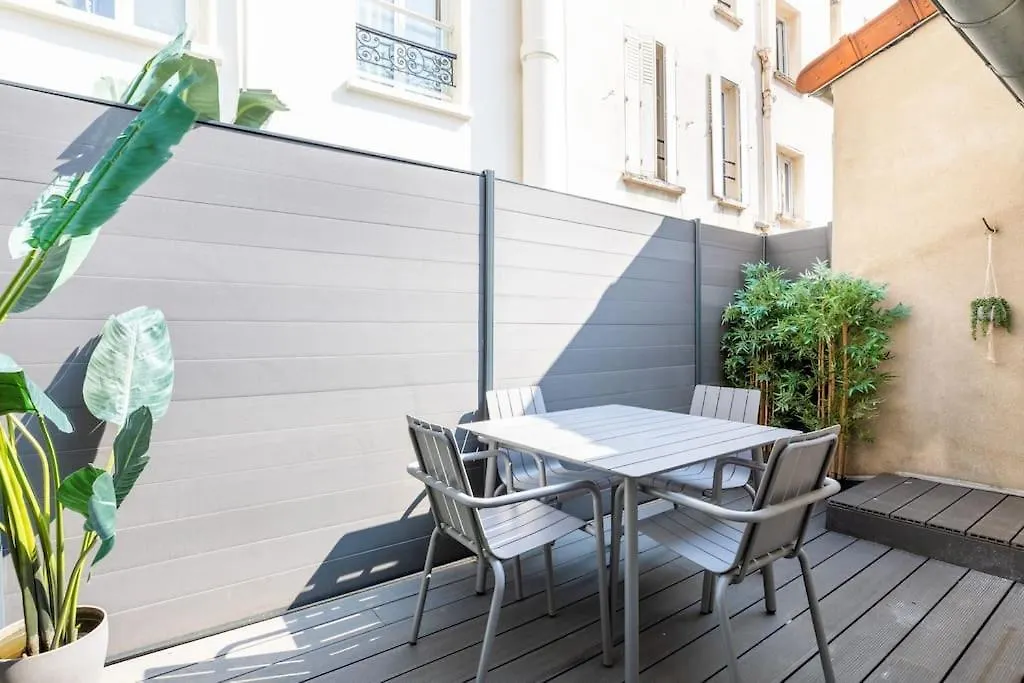Enchanting Parisian Apartment Paris
