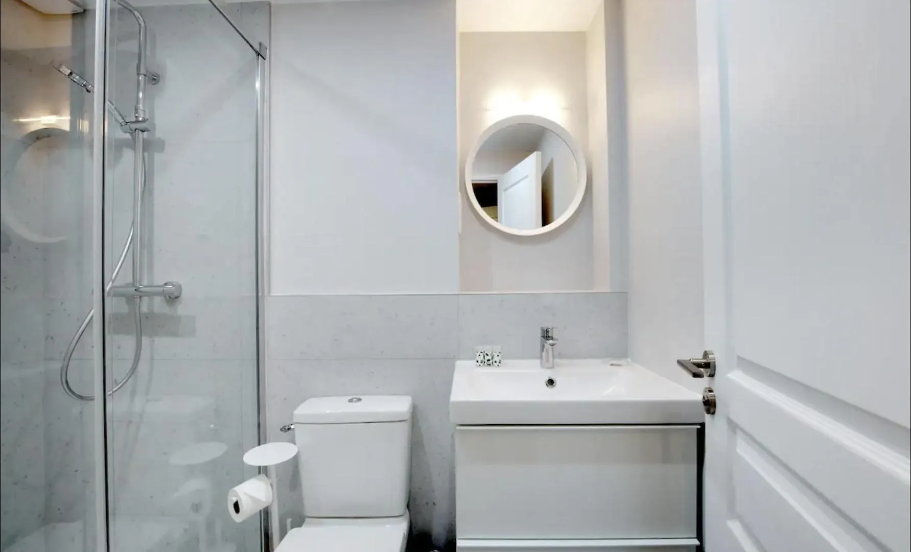 Enchanting Parisian Apartment Paris